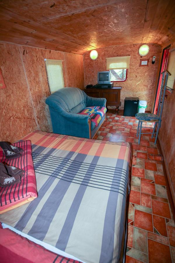 Karavan Štúrovo Extérieur photo