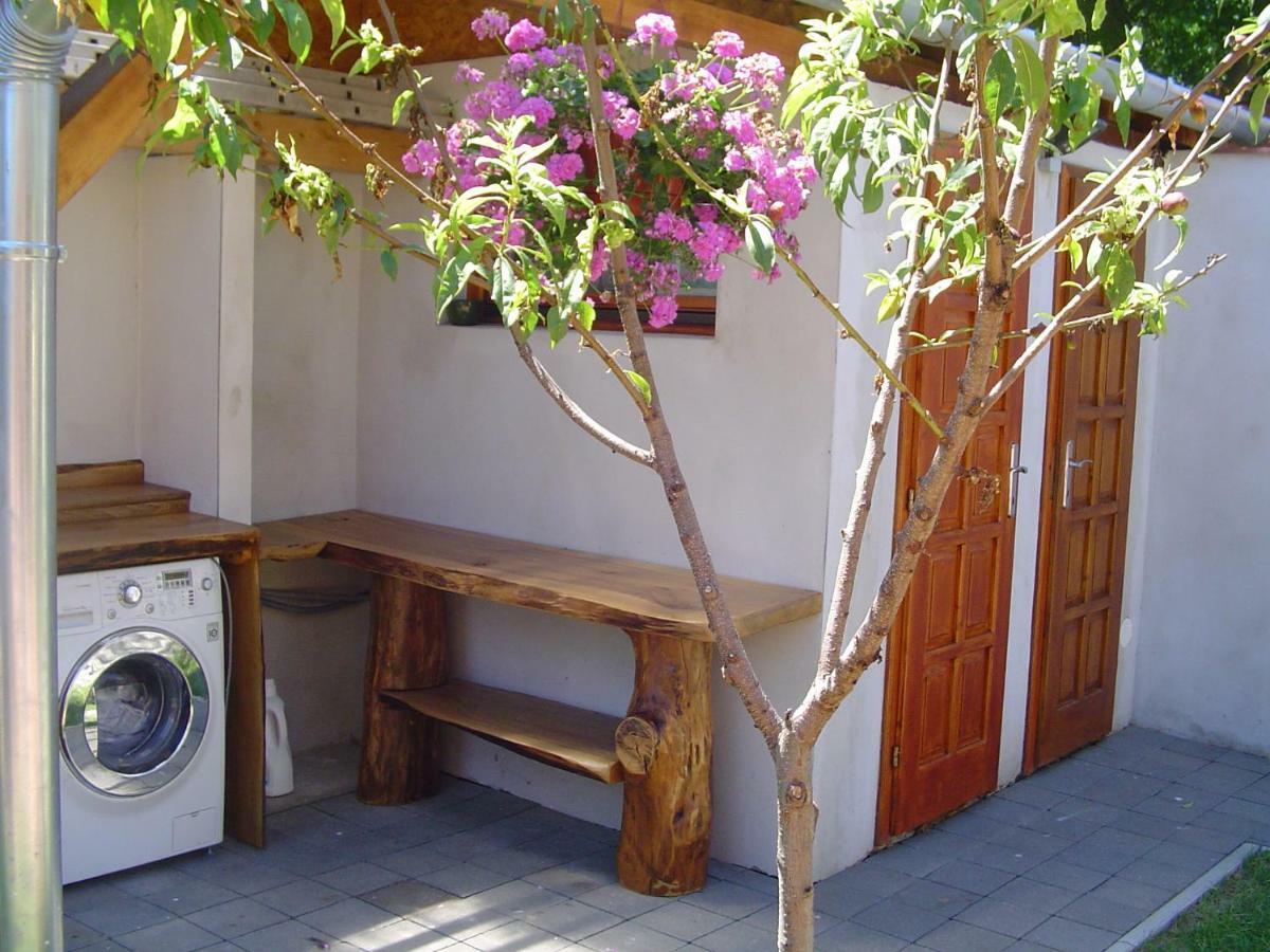 Karavan Štúrovo Extérieur photo
