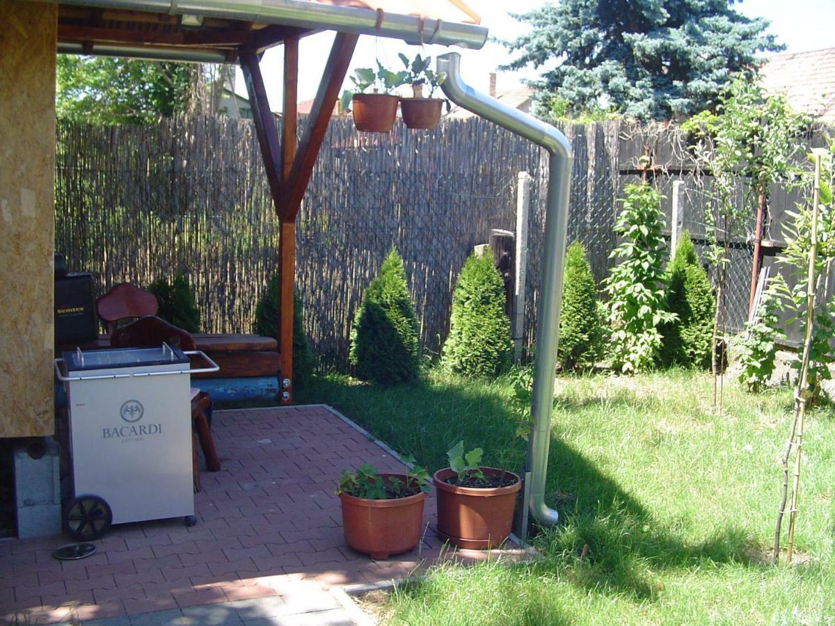 Karavan Štúrovo Extérieur photo
